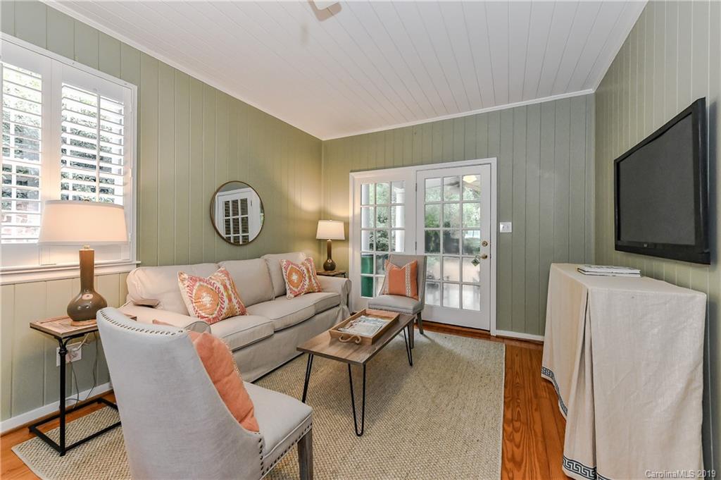 1423 Queens Road W Charlotte NC 28207