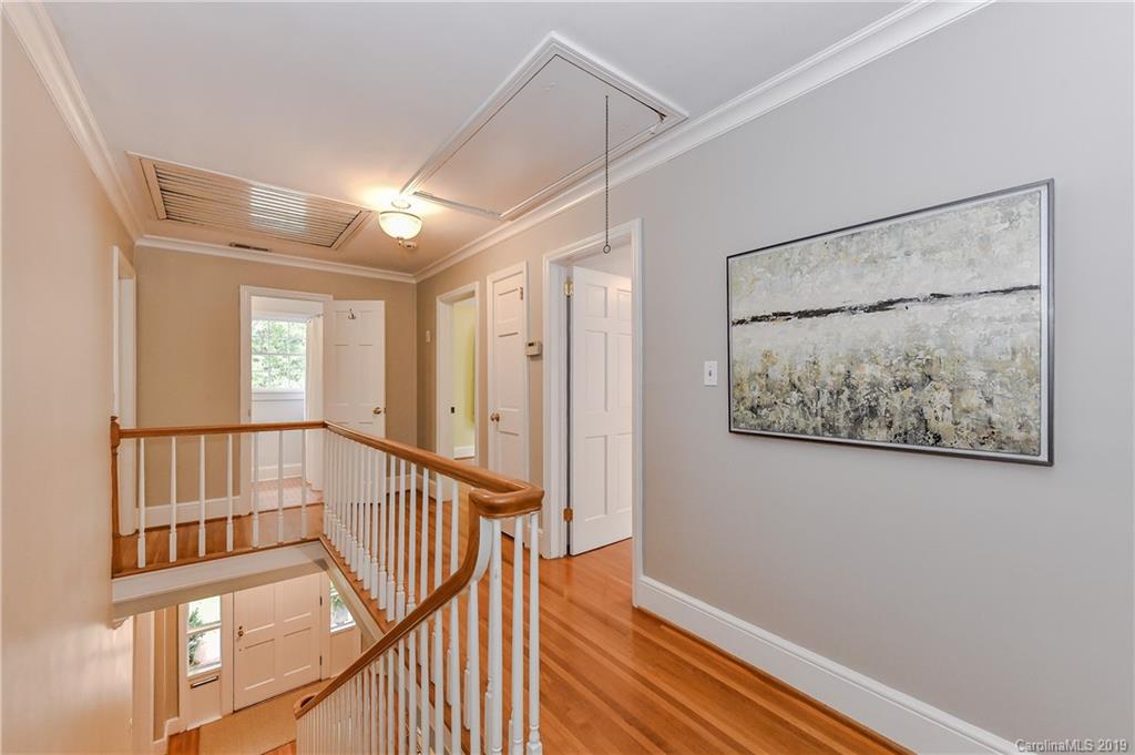 1423 Queens Road W Charlotte NC 28207