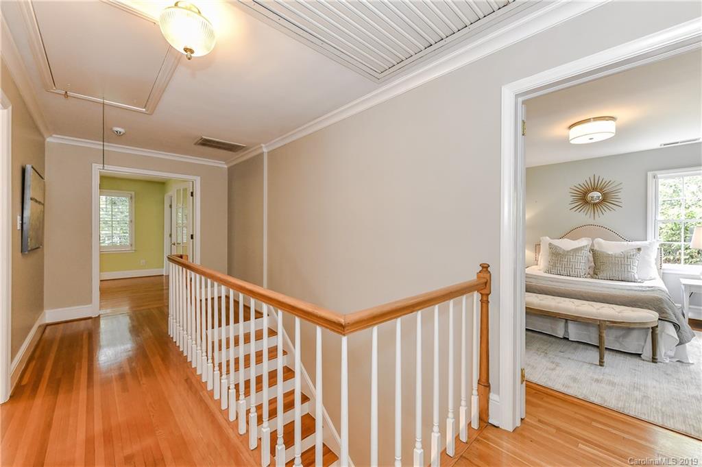 1423 Queens Road W Charlotte NC 28207