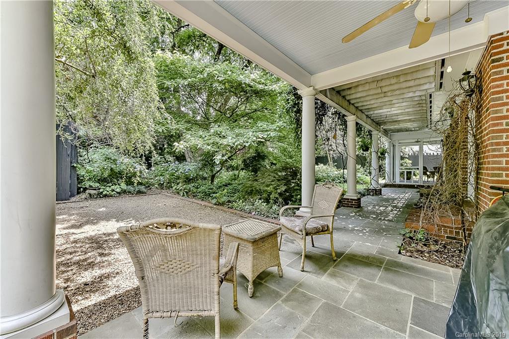 1423 Queens Road W Charlotte NC 28207