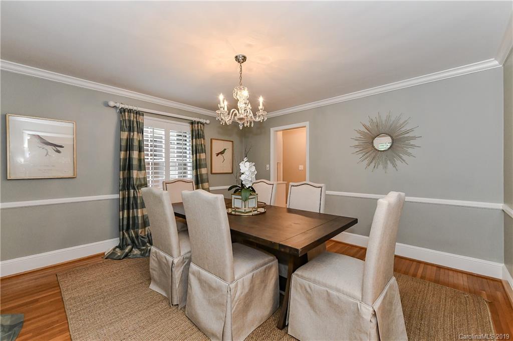 1423 Queens Road W Charlotte NC 28207