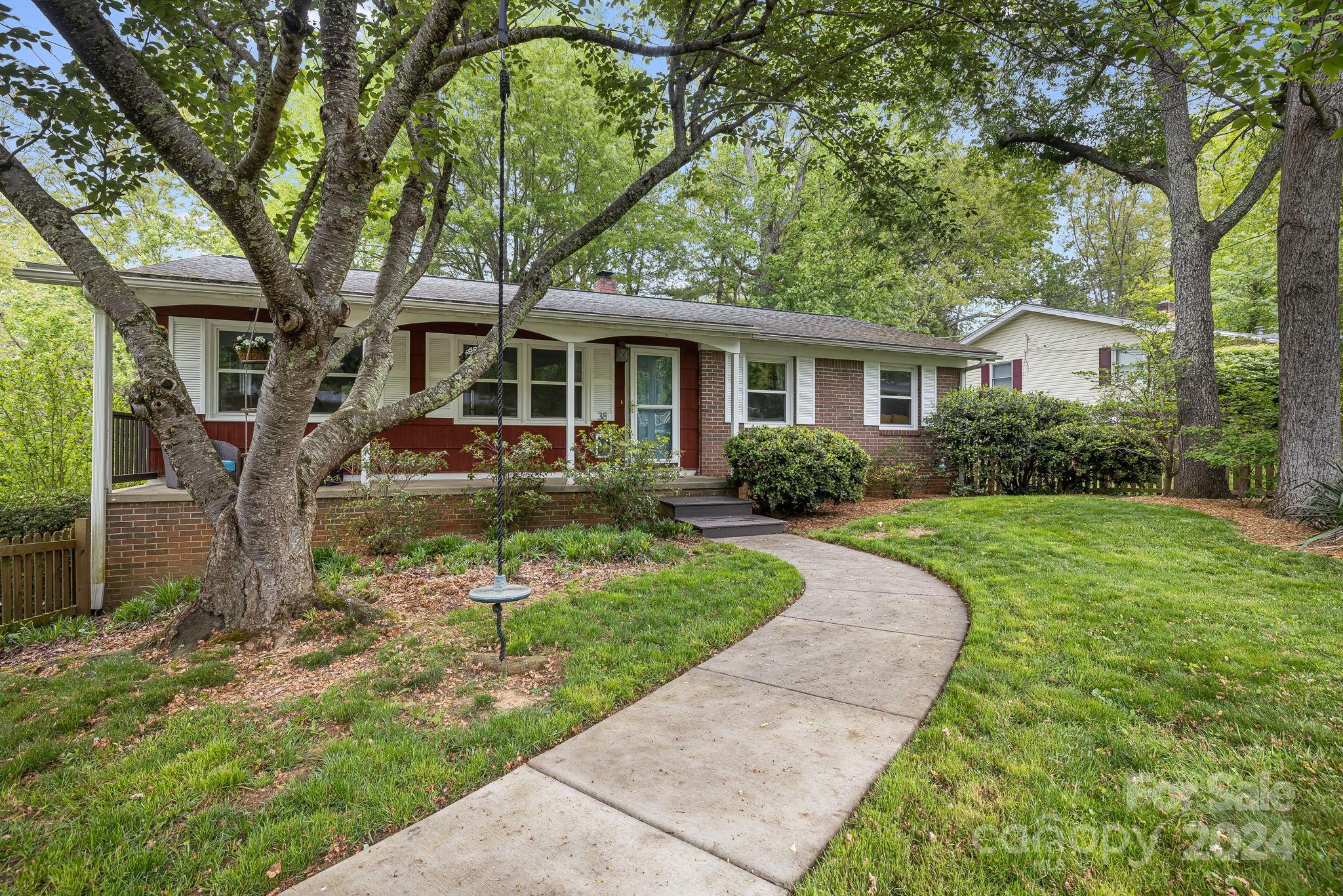 38 Imperial Court Asheville NC 28803