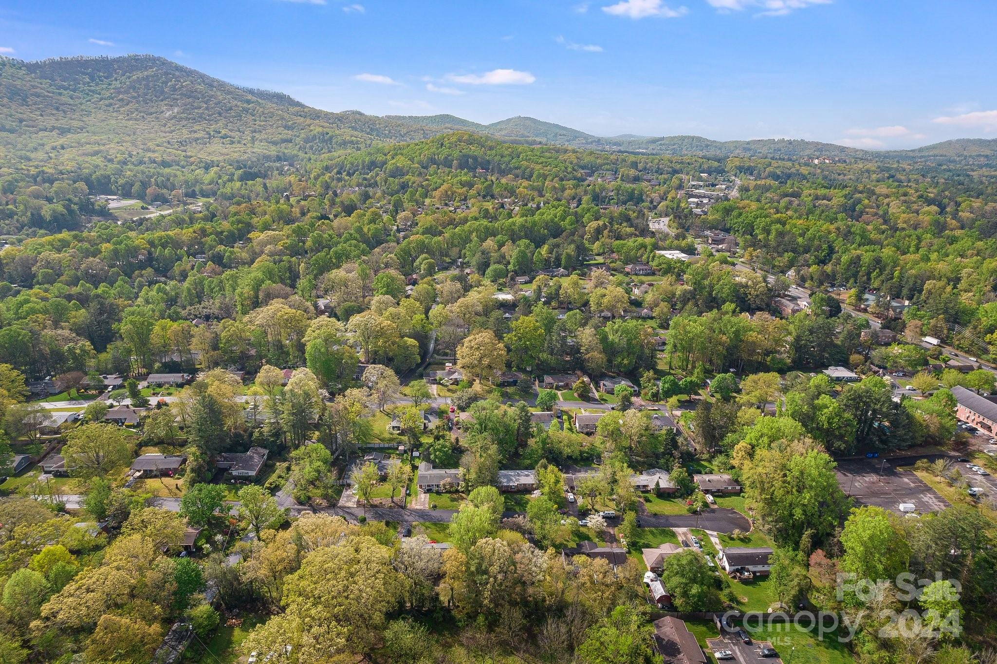38 Imperial Court Asheville NC 28803