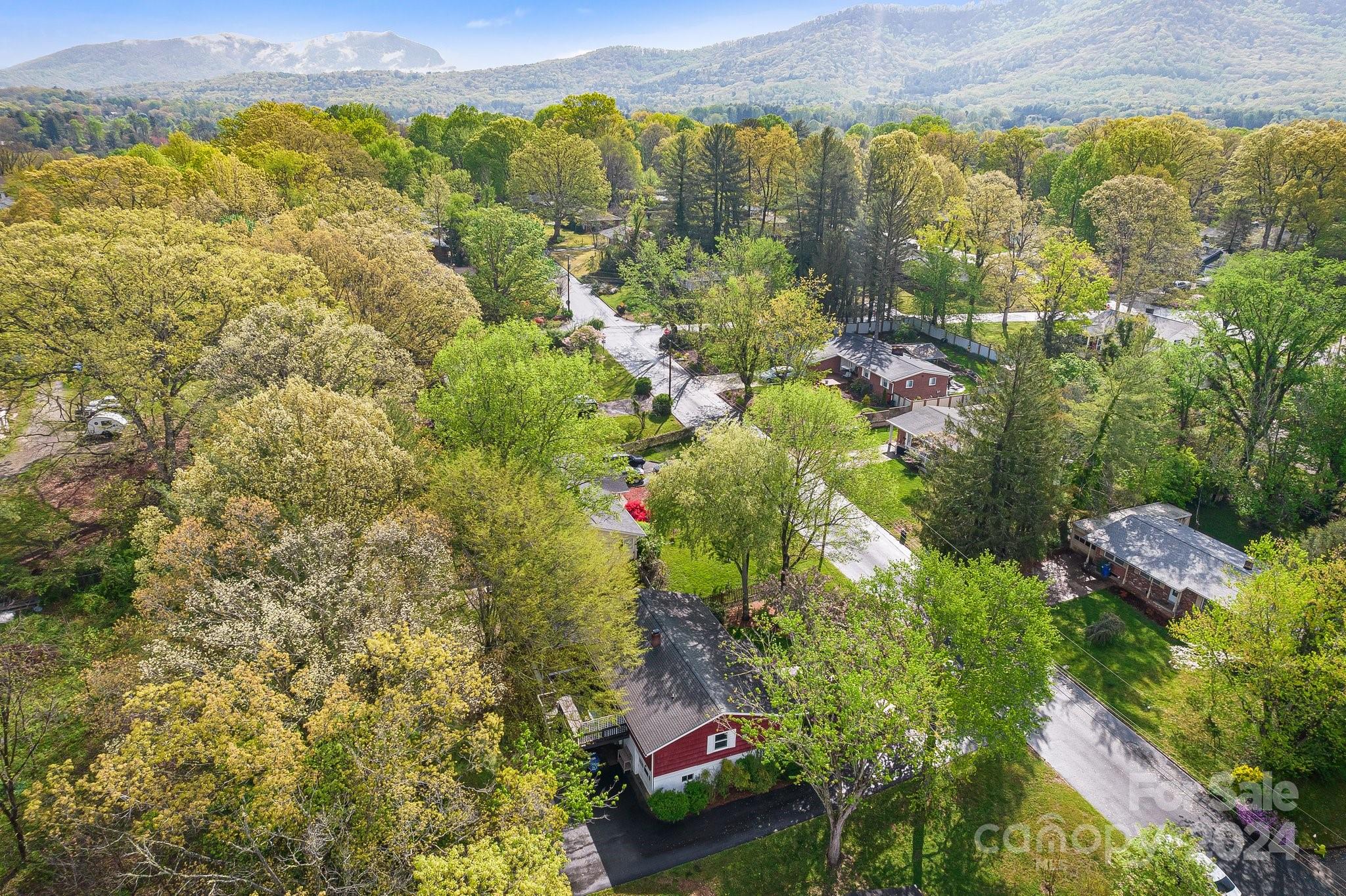 38 Imperial Court Asheville NC 28803