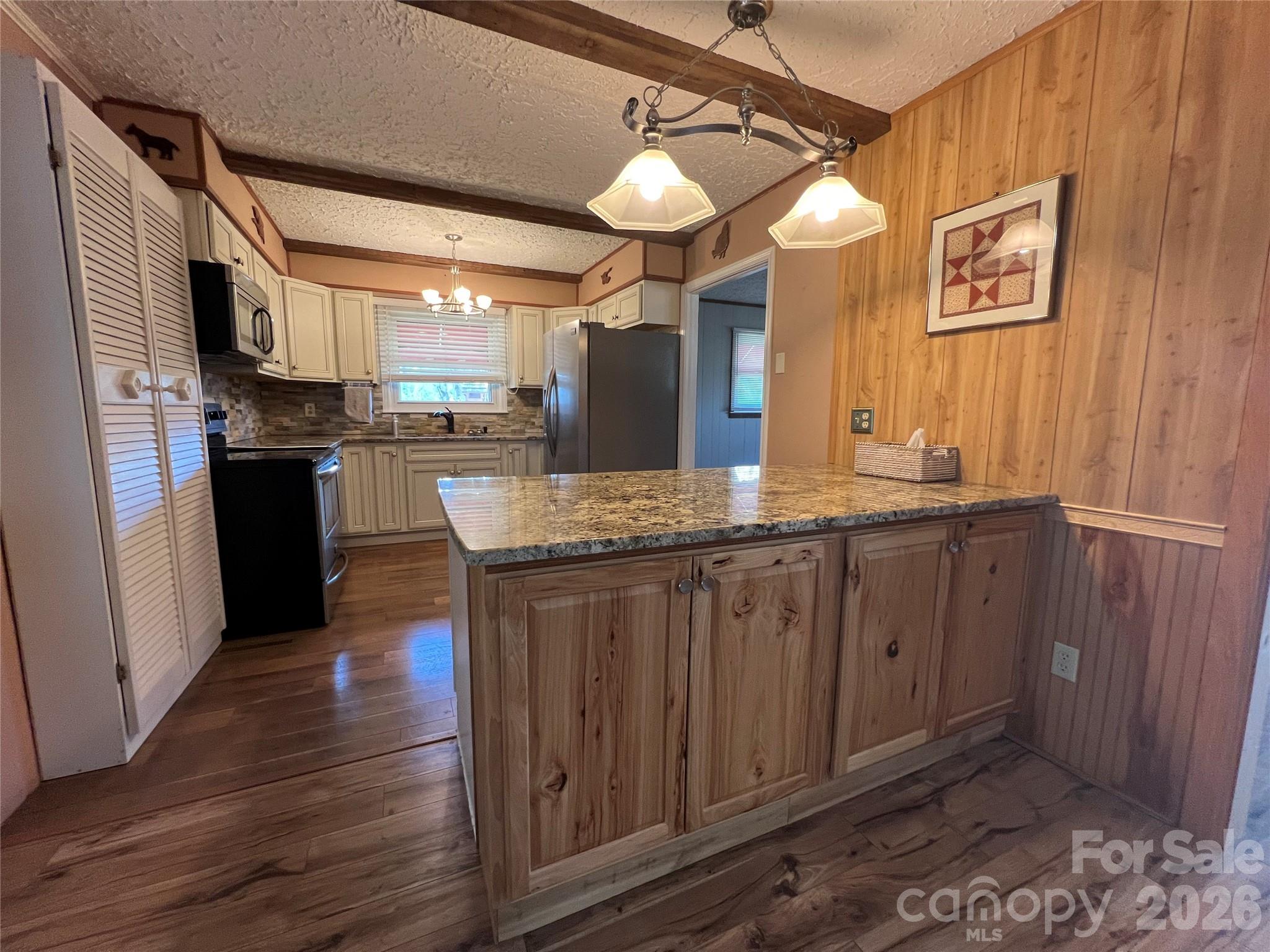 204 Reed Drive Flat Rock NC 28731