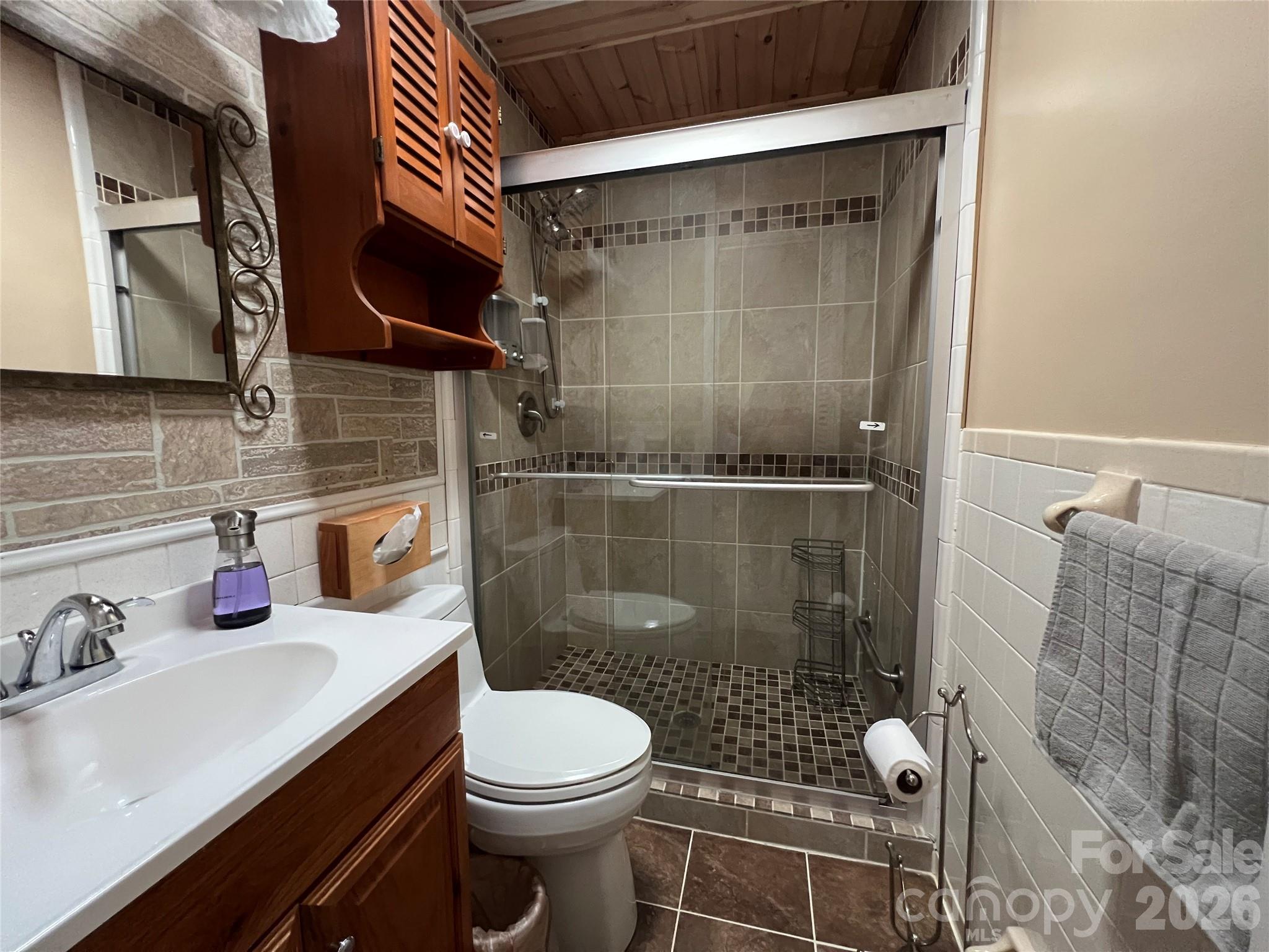 204 Reed Drive Flat Rock NC 28731