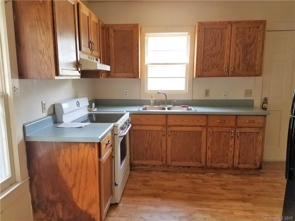 401 E Main Street Burnsville NC 28714