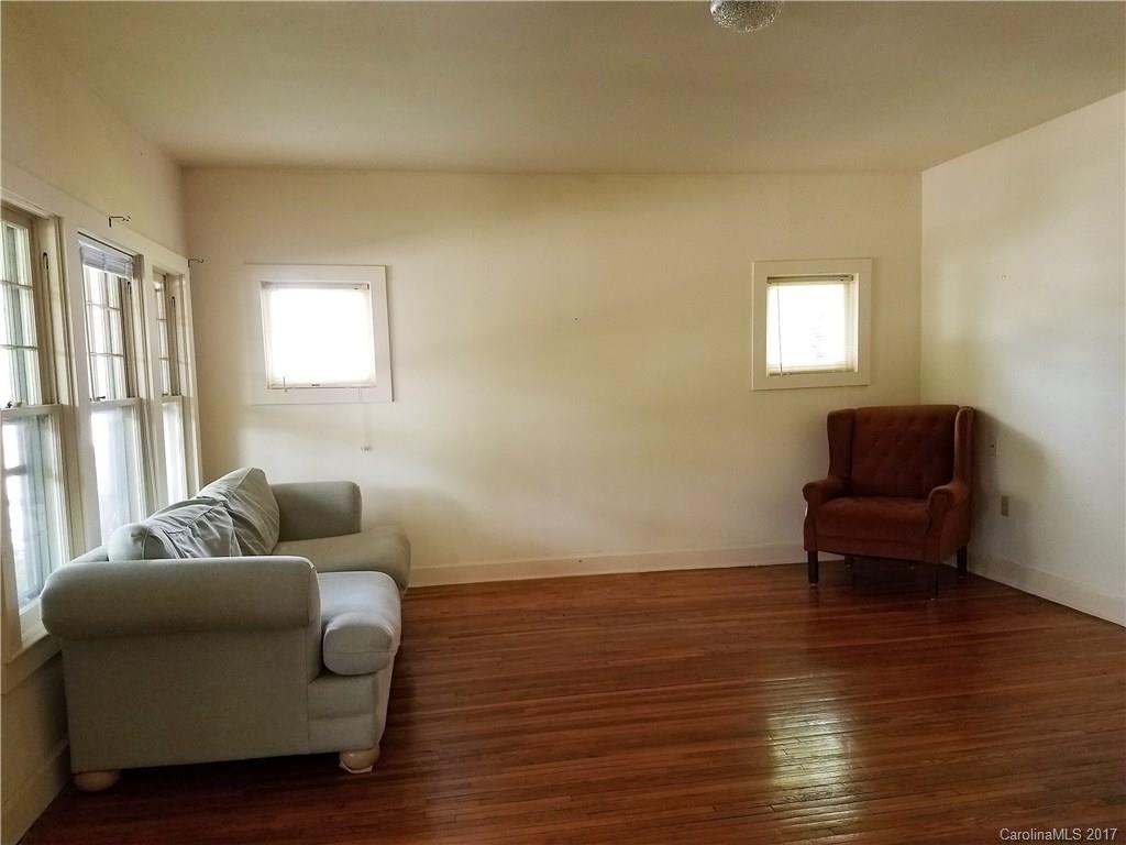 401 E Main Street Burnsville NC 28714