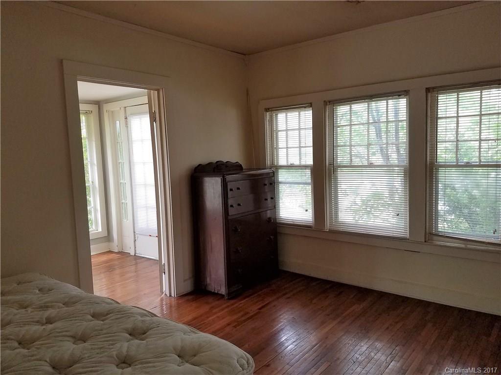 401 E Main Street Burnsville NC 28714