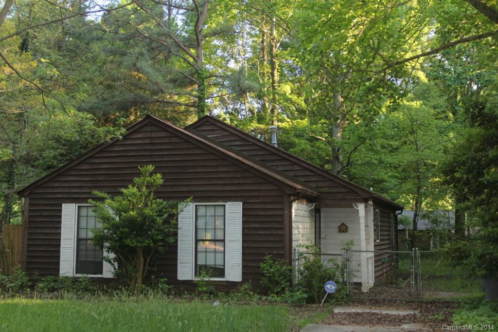 6124 Woodthrush Drive Charlotte NC 28227