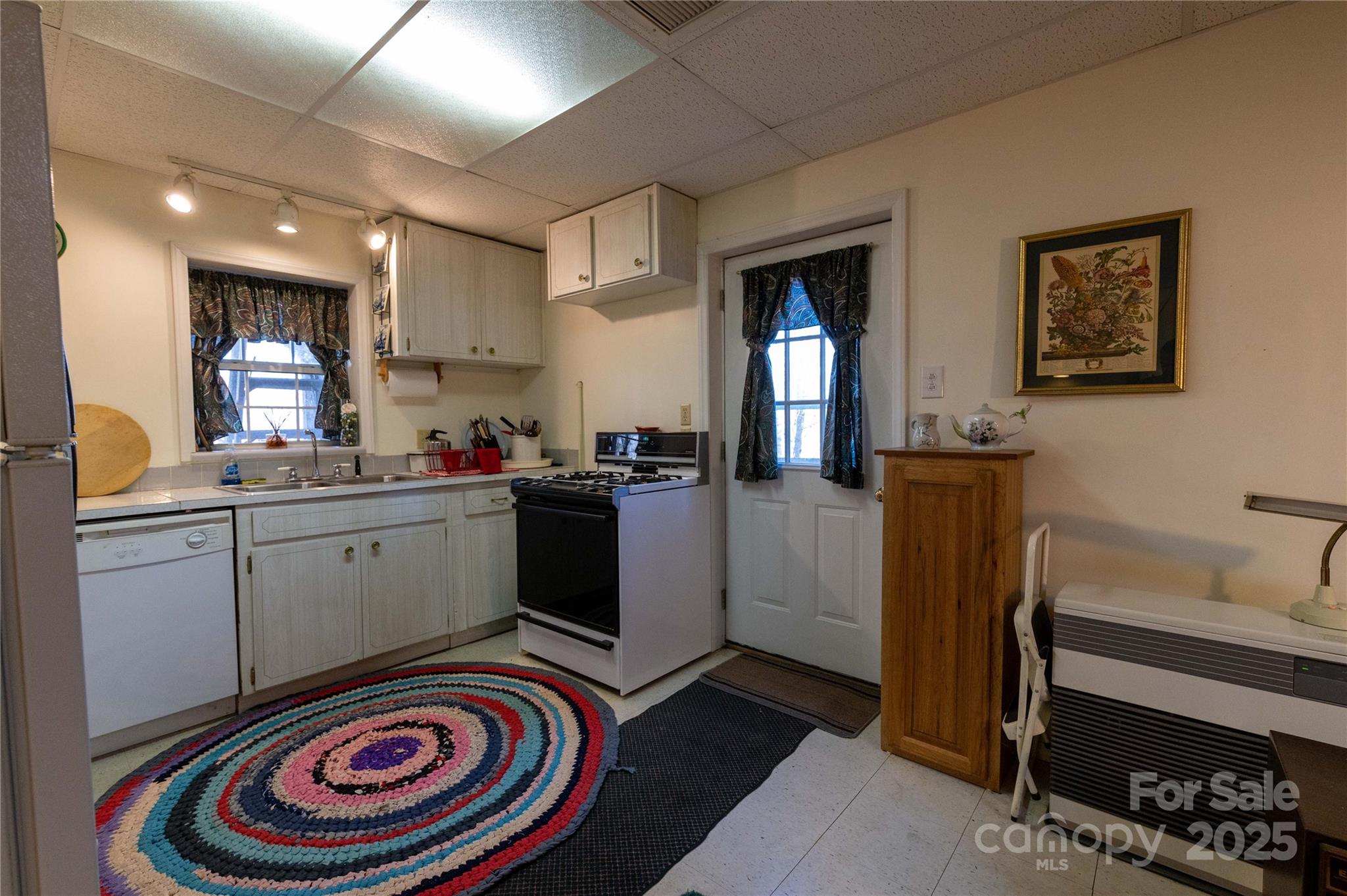 120 Powderhorn Drive Burnsville NC 28714