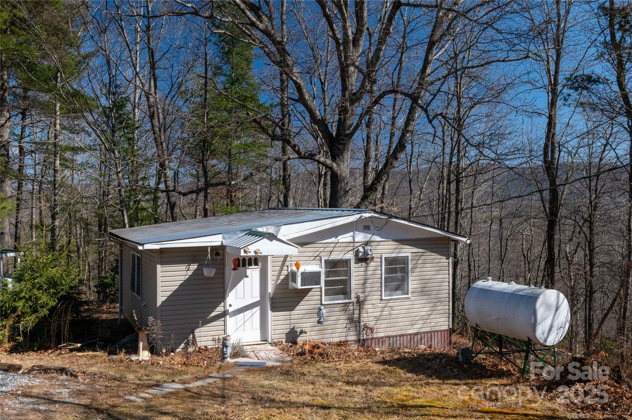 120 Powderhorn Drive Burnsville NC 28714
