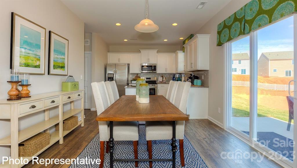 808 Monterey Court Asheville NC 28806