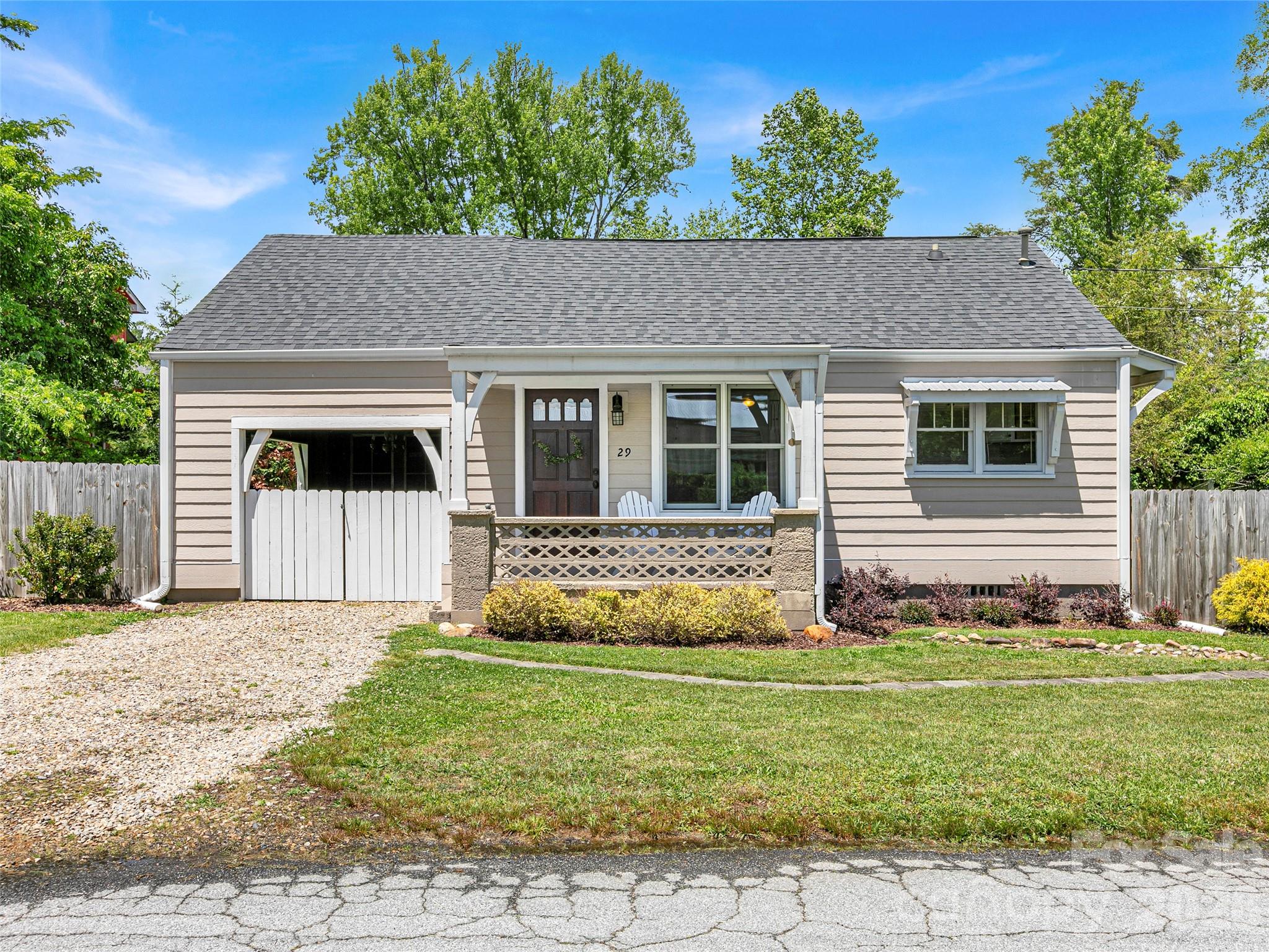 29 Salem Street Brevard NC 28712