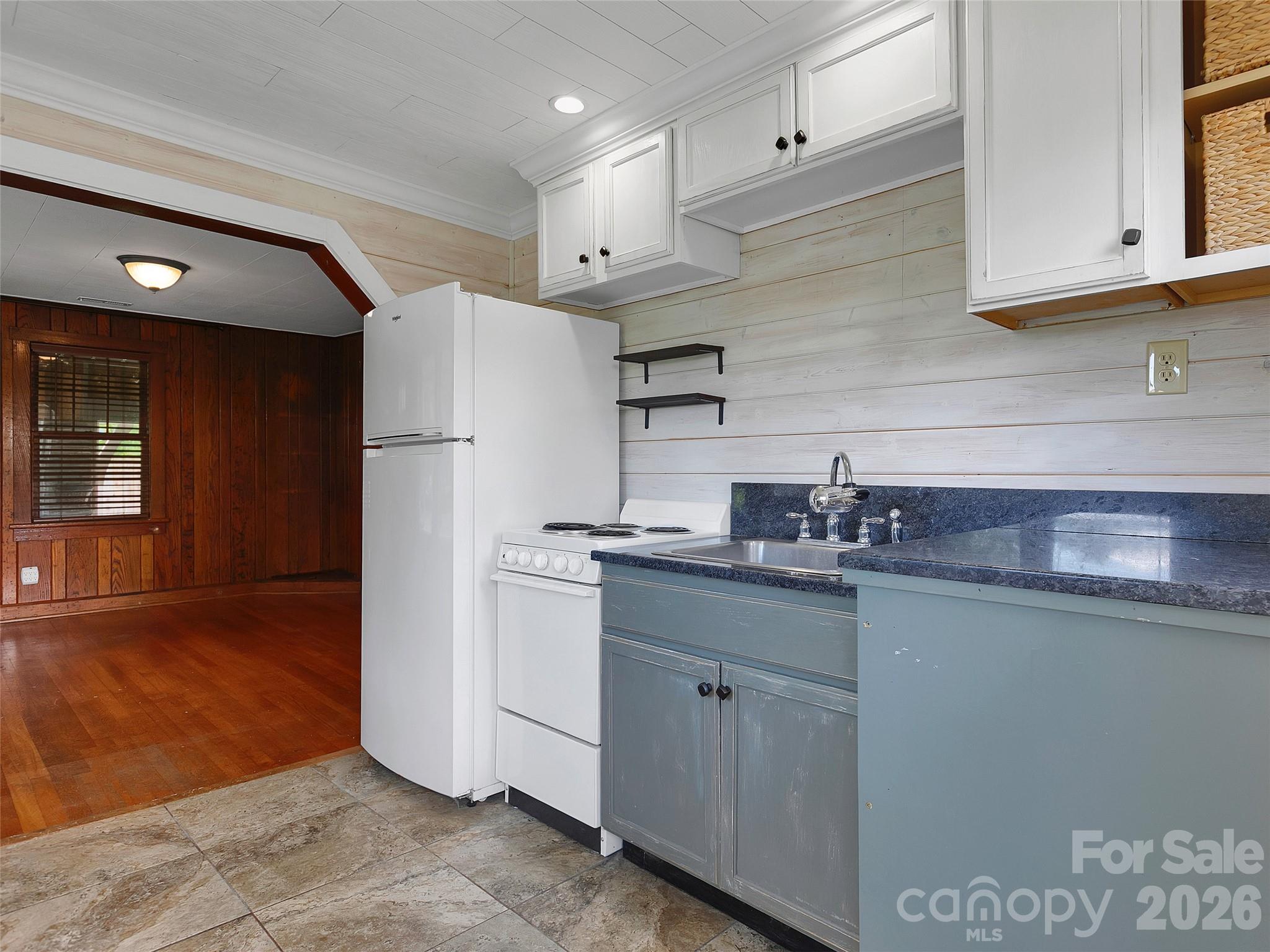 29 Salem Street Brevard NC 28712