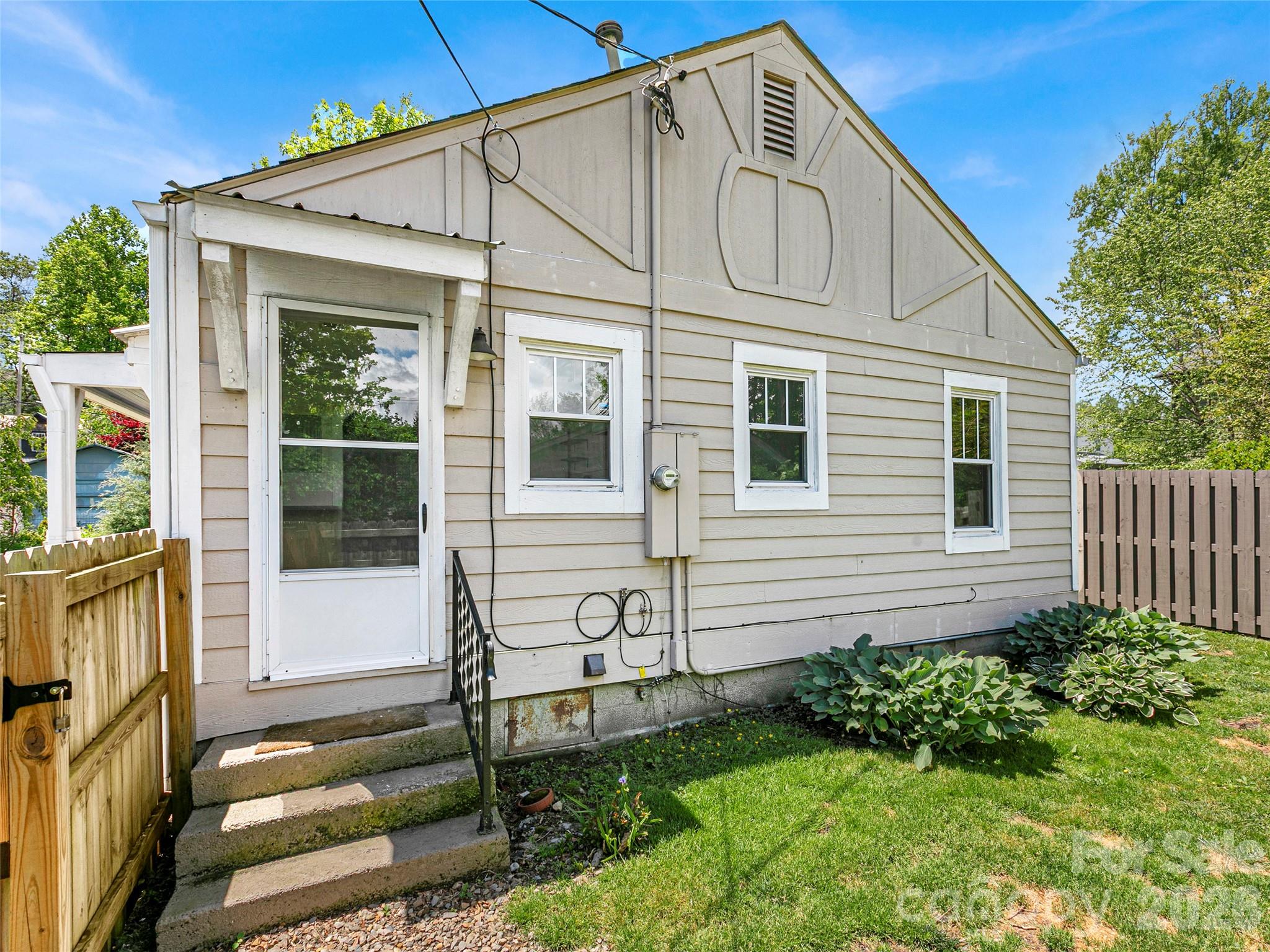 29 Salem Street Brevard NC 28712