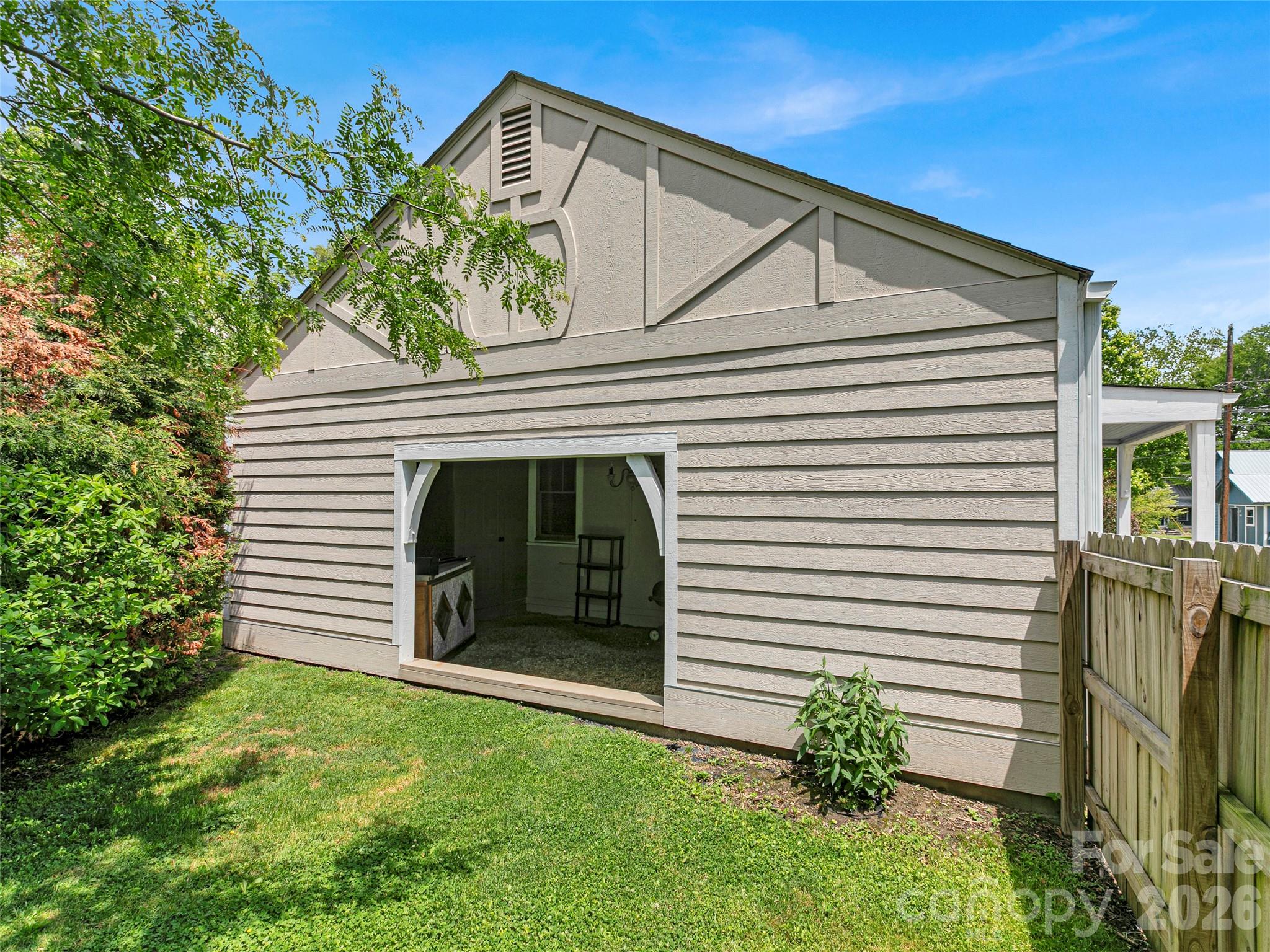 29 Salem Street Brevard NC 28712
