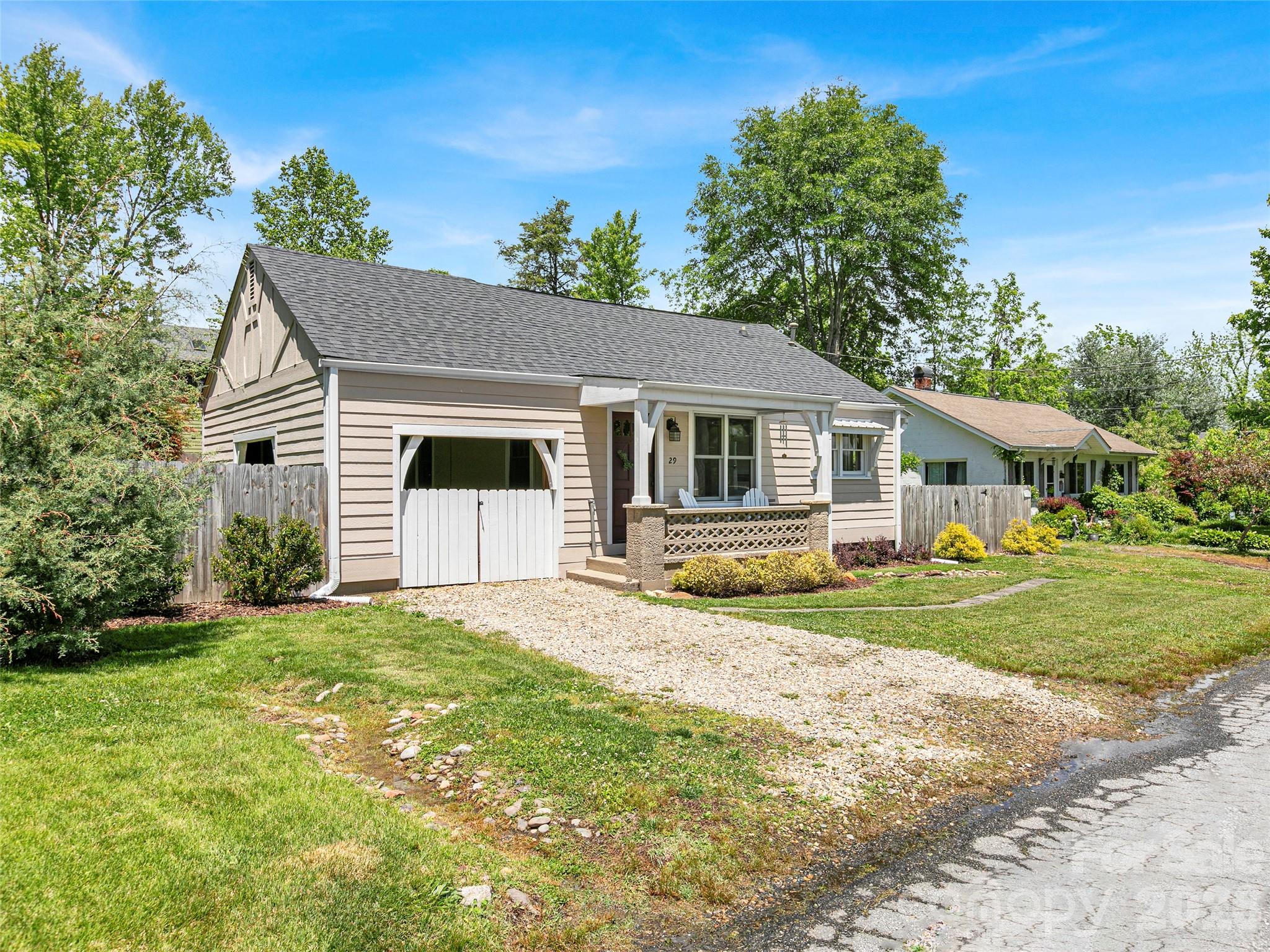 29 Salem Street Brevard NC 28712