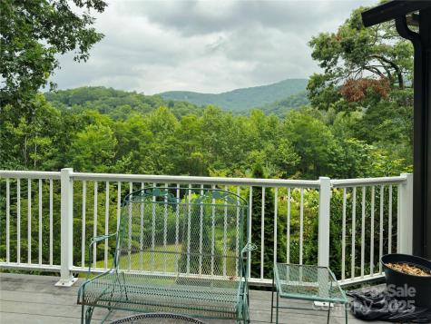 40 Sanctuary Drive Burnsville NC 28714