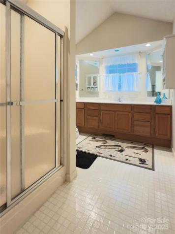 40 Sanctuary Drive Burnsville NC 28714