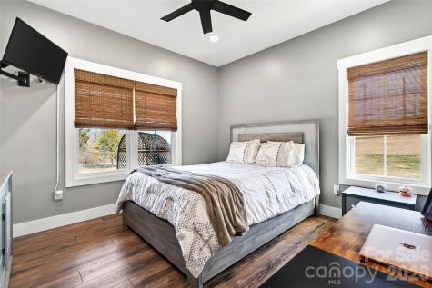 115 Pondview Drive Nebo NC 28761