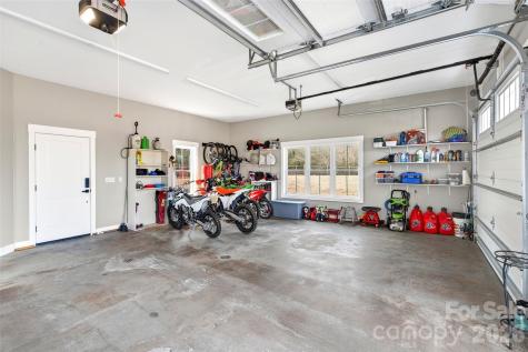 115 Pondview Drive Nebo NC 28761