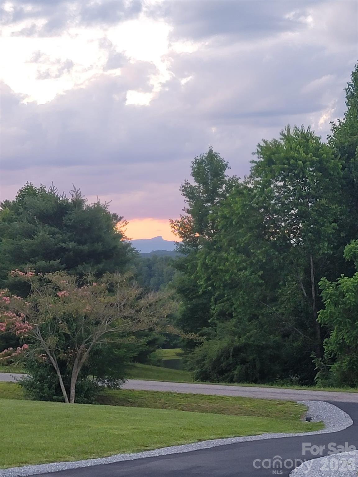 115 Pondview Drive Nebo NC 28761