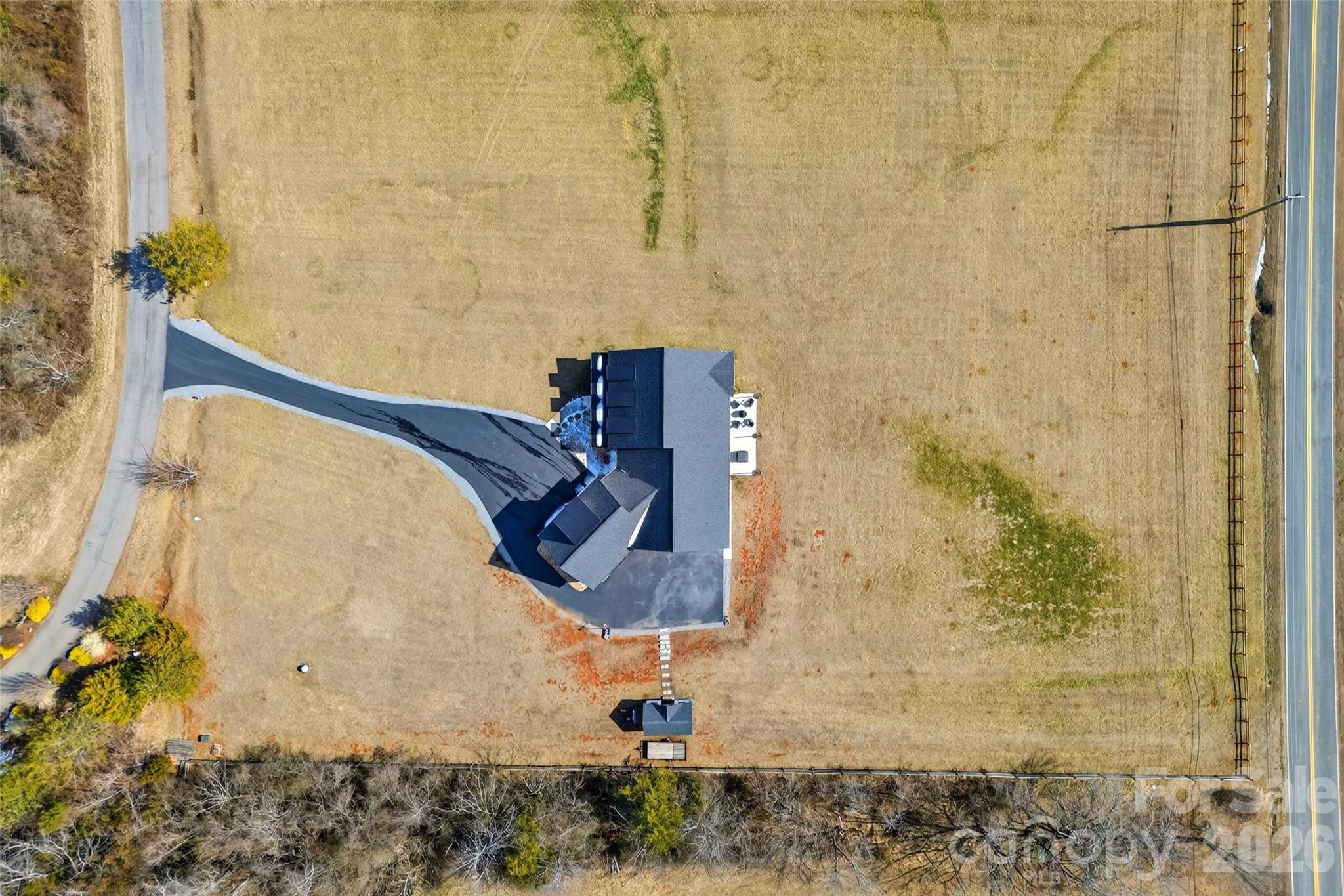 115 Pondview Drive Nebo NC 28761