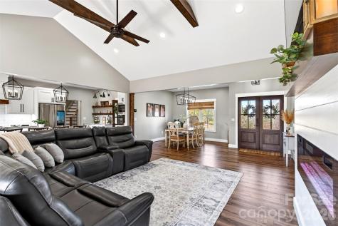 115 Pondview Drive Nebo NC 28761