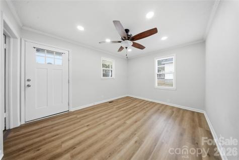1004 Plymouth Street Gastonia NC 28054