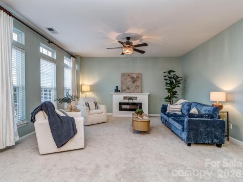 5922 Union Pacific Avenue Charlotte NC 28210