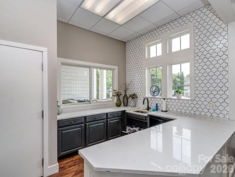 5922 Union Pacific Avenue Charlotte NC 28210