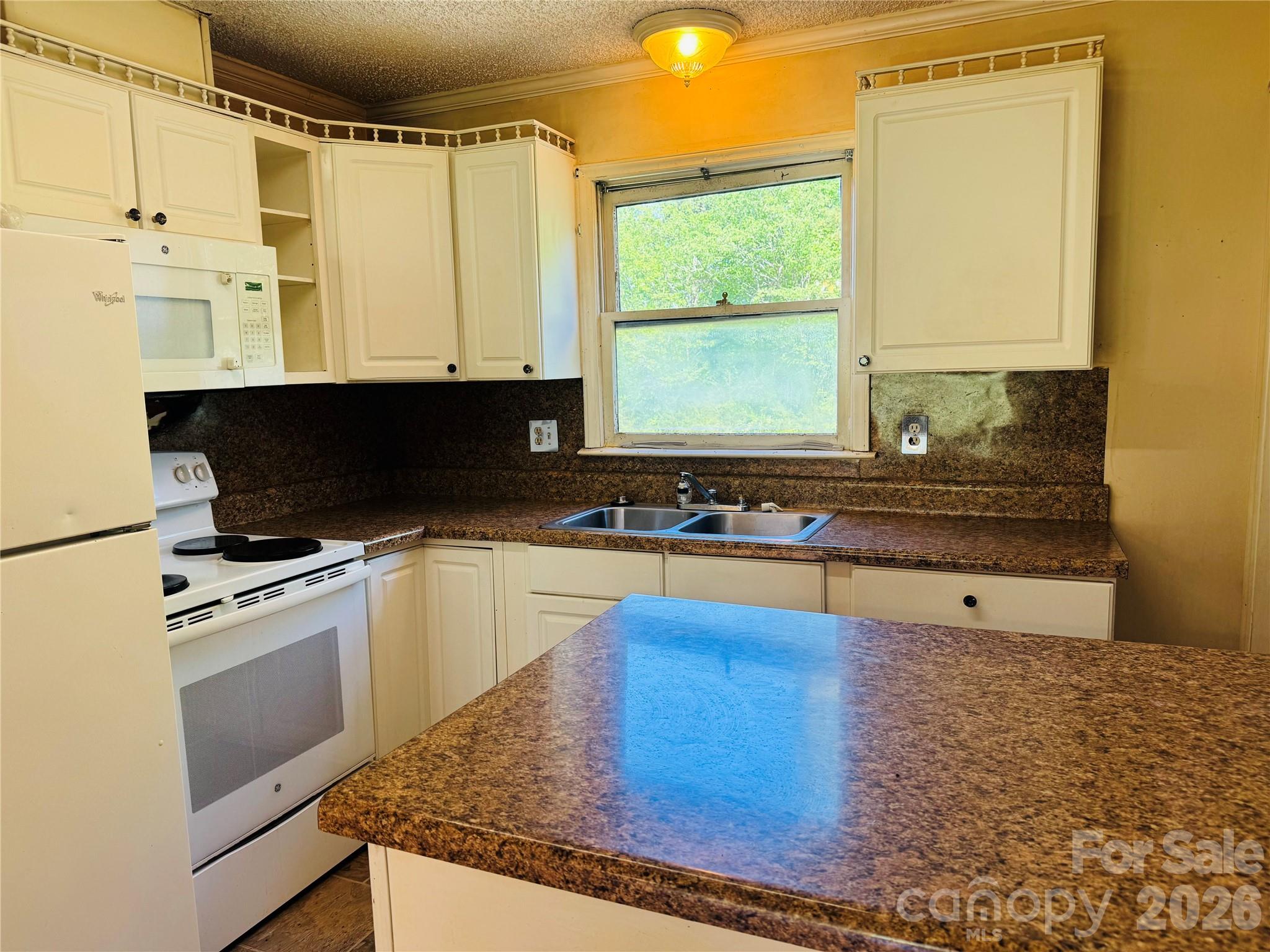 448 Tot Dellinger Road Cherryville NC 28021