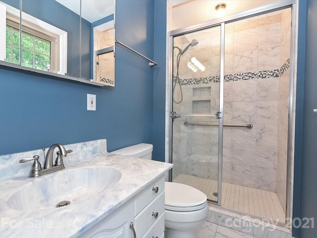 4415 Emory Lane Charlotte NC 28211