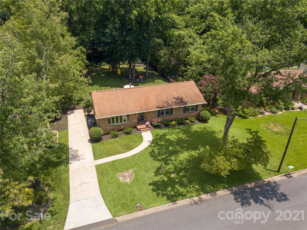 4415 Emory Lane Charlotte NC 28211