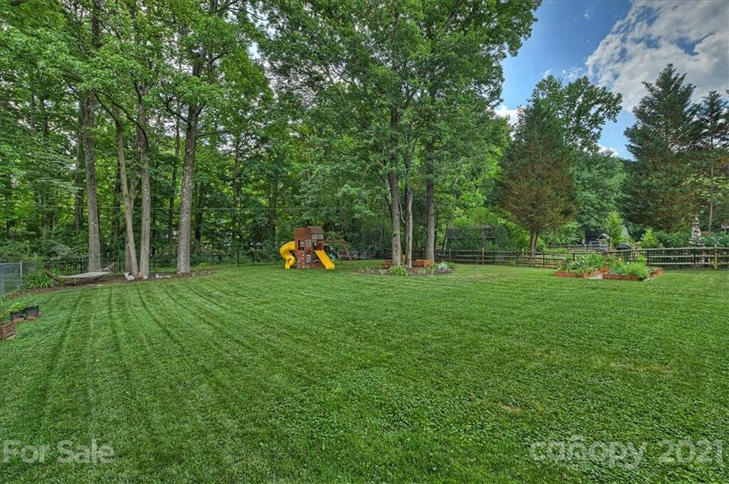 4415 Emory Lane Charlotte NC 28211