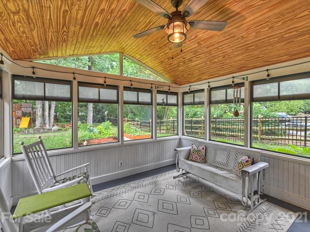 4415 Emory Lane Charlotte NC 28211