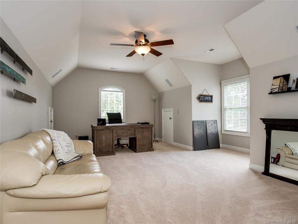3317 Old Closeburn Court Charlotte NC 28210