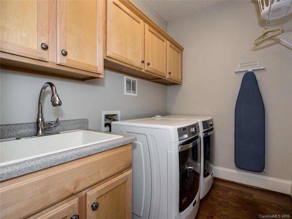 3317 Old Closeburn Court Charlotte NC 28210