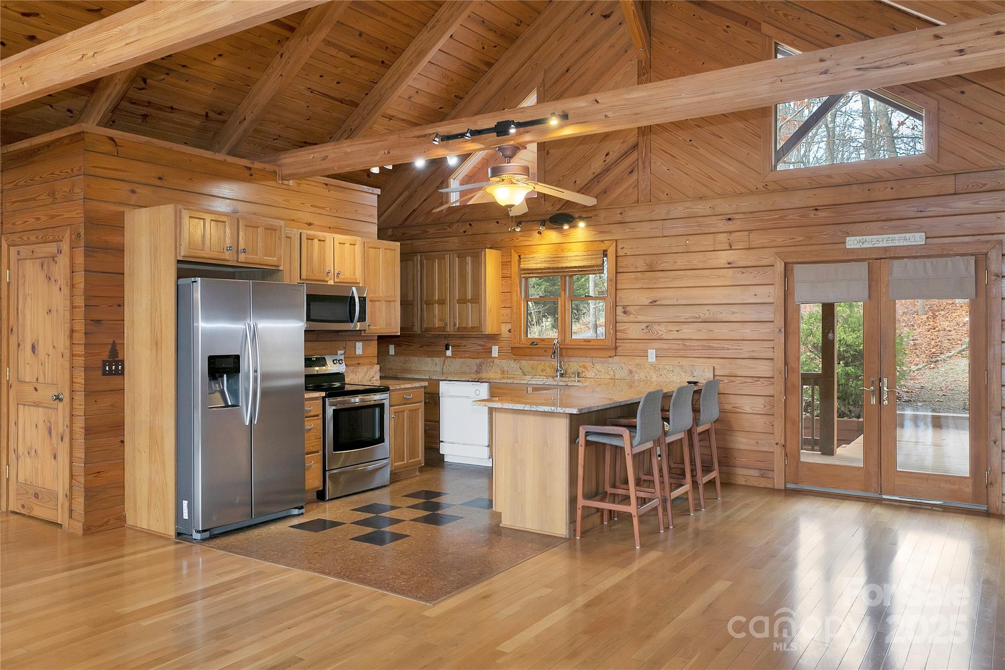 42 Tsitsi Court Brevard NC 28712