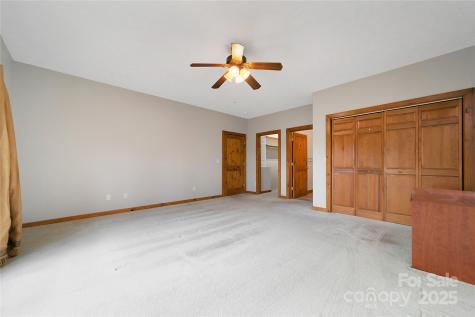 42 Tsitsi Court Brevard NC 28712