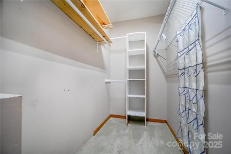 42 Tsitsi Court Brevard NC 28712