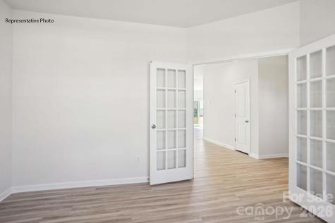 2015 Moorside Court Lancaster SC 29720