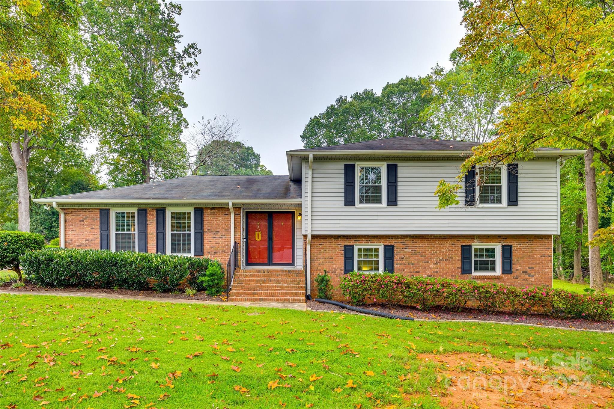 210 Oakwood Drive Mount Holly NC 28120