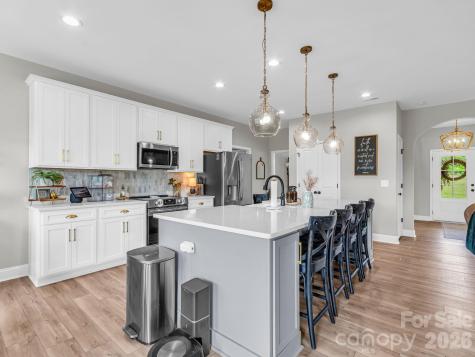 288 Maypole Court Forest City NC 28043