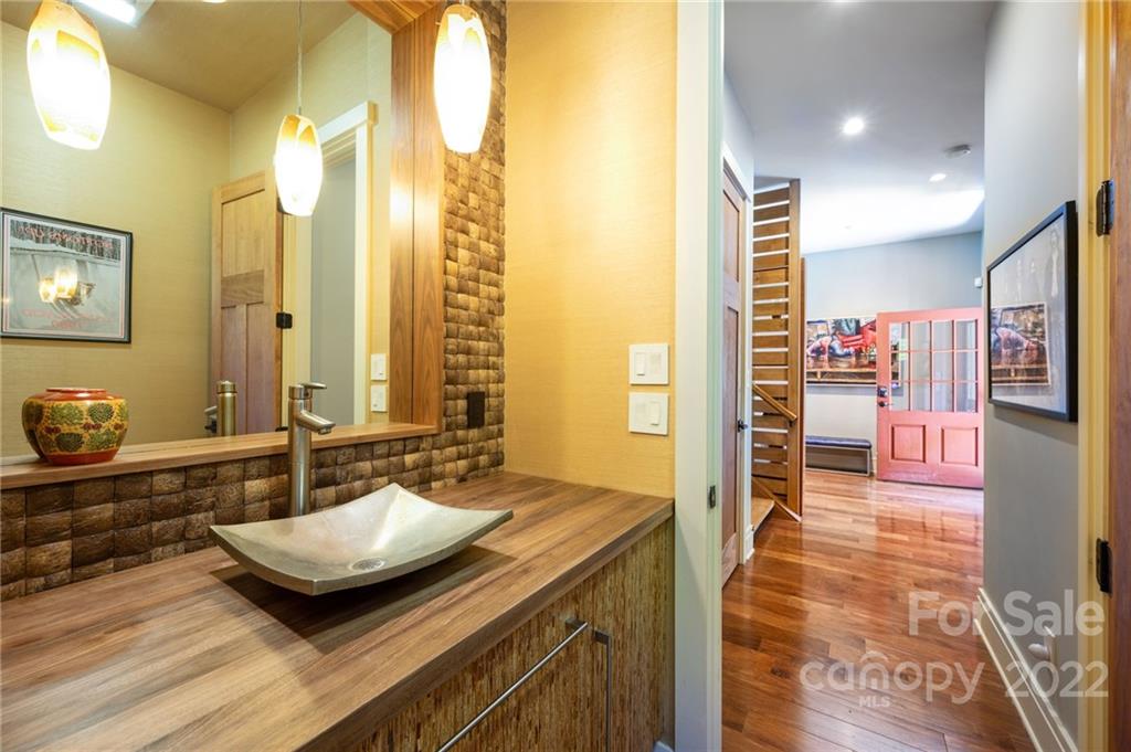 287 Whisper Mountain Drive Leicester NC 28748