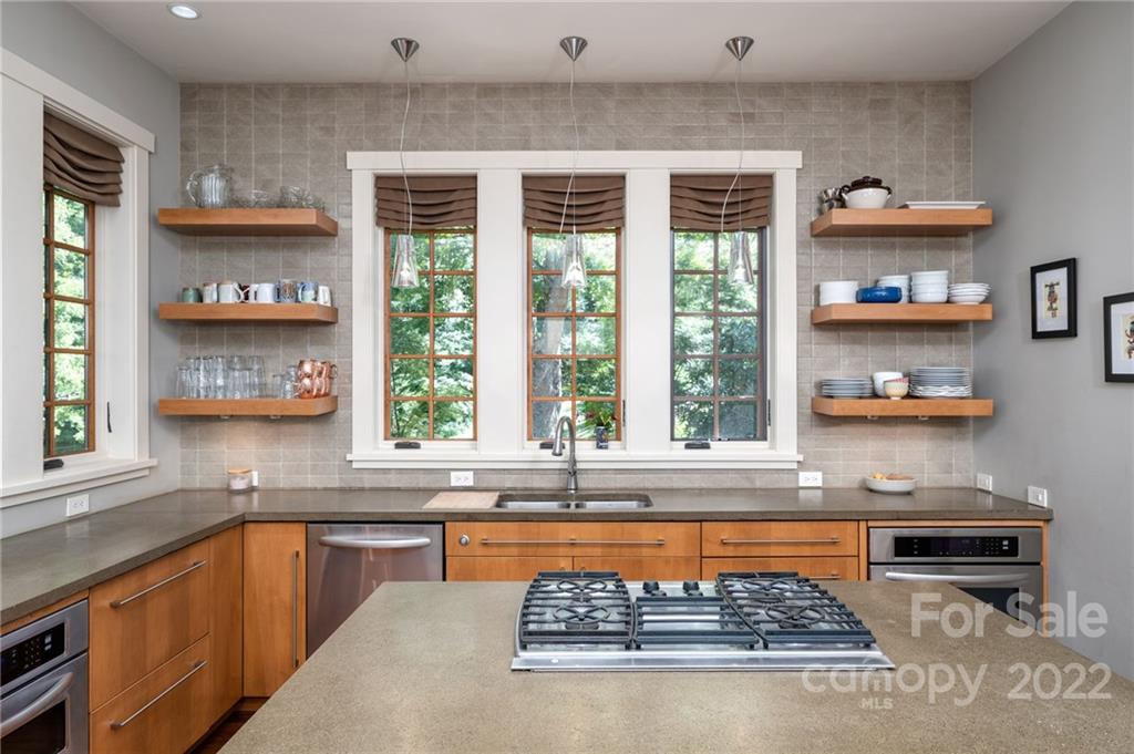 287 Whisper Mountain Drive Leicester NC 28748