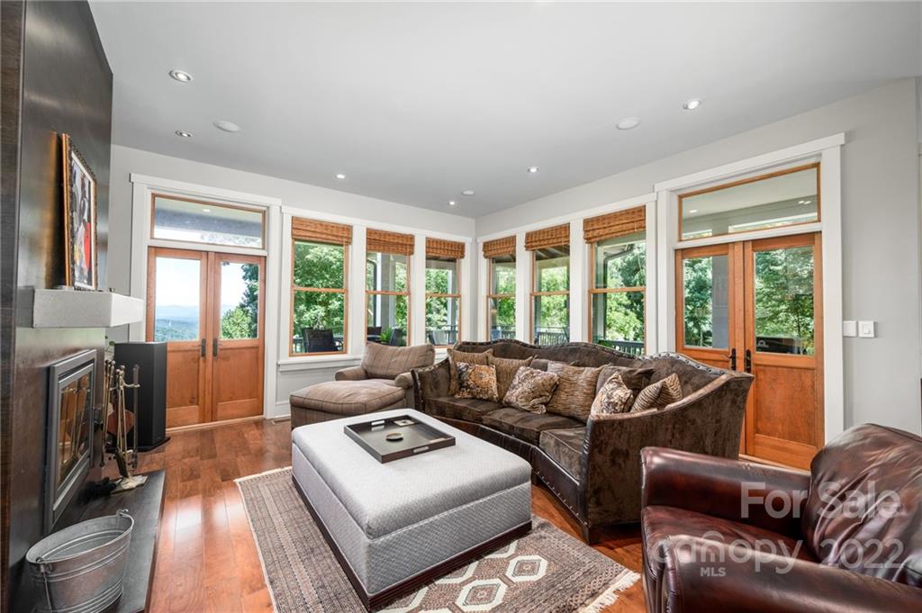 287 Whisper Mountain Drive Leicester NC 28748