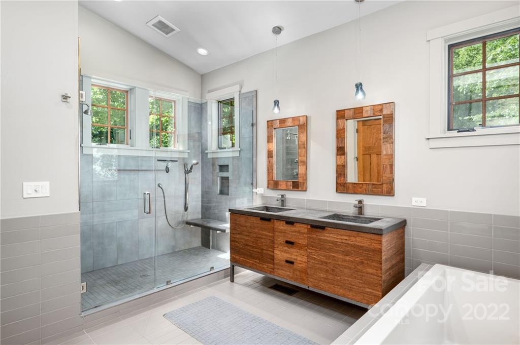 287 Whisper Mountain Drive Leicester NC 28748