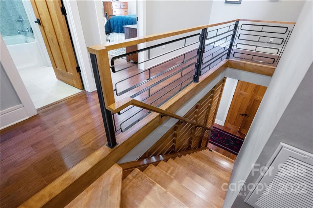 287 Whisper Mountain Drive Leicester NC 28748